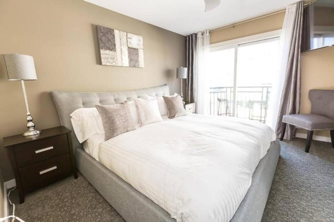 Space Needle Downtown Modern Top Story Penthouse Сиатъл Екстериор снимка